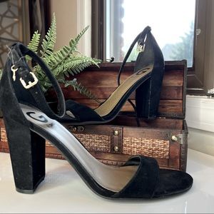 G by guess black open toe suede ankle strap pumps. Size 9.5